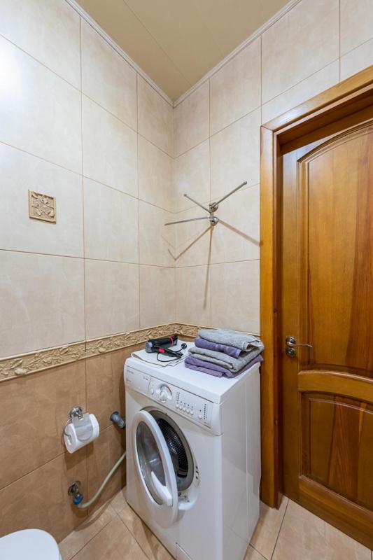 Apartment Near Lva Tolstoho Square Kiev Exteriör bild