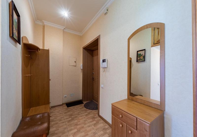 Apartment Near Lva Tolstoho Square Kiev Exteriör bild